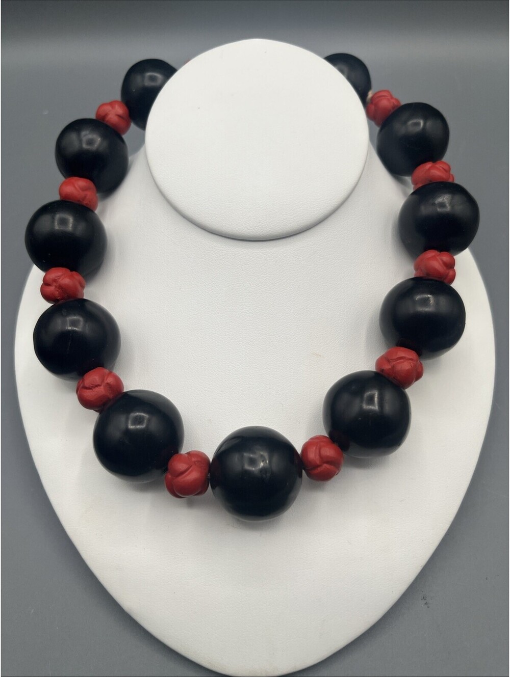 Vintage Alice Kuo Black Red Carved Bead Statement Necklace Signed